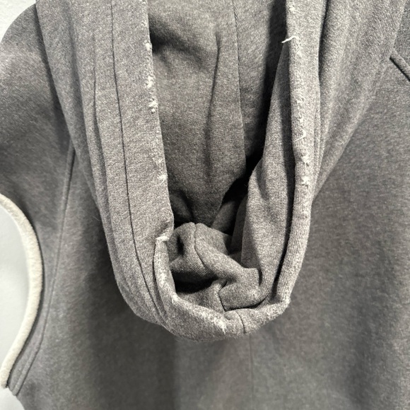 Givenchy Sleeves Gray Hoodie XXL Mens - Picture 8 of 9